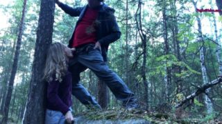 Sucked a Stranger in the Woods to Help Her - Public Sex