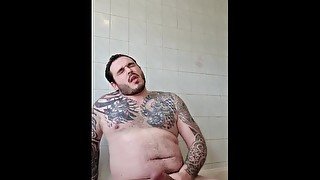 Tattooed dadbod cumshot