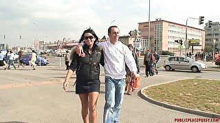 Outdooor fucking in a public place ends with facial for Zuzanna