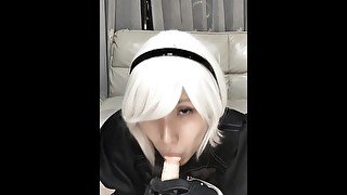 2B Blowjob cosplay