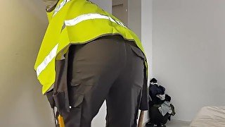 Builder fart domination