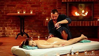 Erotic massage leads to passionate fucking with Antonia Sainz