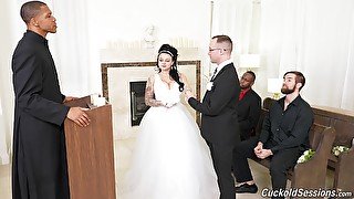 Groom watches his BBW bride banged by others on the wedding day