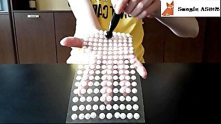 1[ASMR] Scratching rhinestones (no talking)