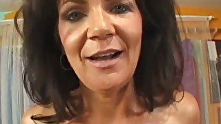 Texas Cougar Deauxma Squirts From Her Creaming Hot Pussy!