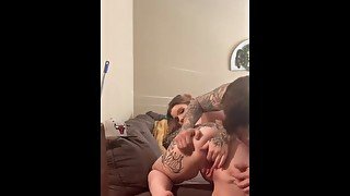 POV CHEATING MILF SQUIRTS & SHOWS THE WORLD HER TIGHT ASS