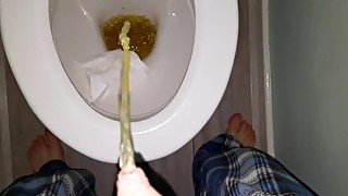 Shooting my sexy yellow fluid everywhere ! (Piss Compilation)