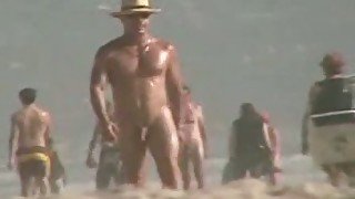 cute wht homo cpl pick-up big blk chap at in nature's garb beach