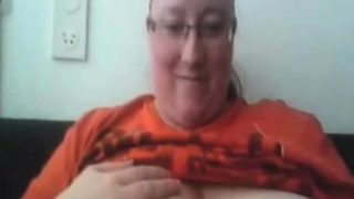 Bbw Play with Her Huge Fat Boobs