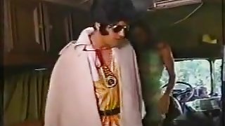 Elvis baise une hippie