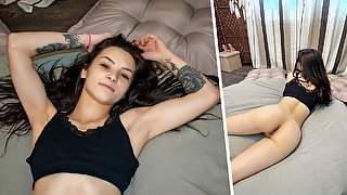 Zoe Foxxy - Amateur brunette teen plays her pussy like a banjo