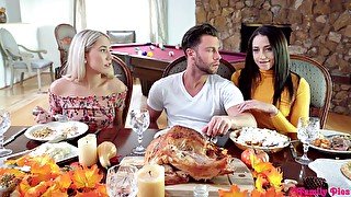 MyFamilyPies-Avi Love And Paisley Bennett-Thanksgiving