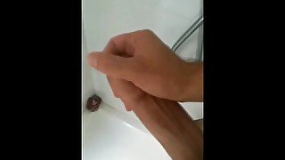 masturbation je me branle sous la douche