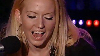 Girls on the Howard Stern show have orgasm