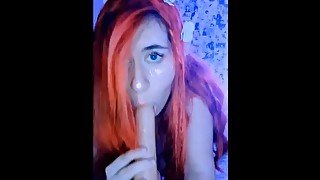 Elfa pelirroja masturbándose con hitachi magic wand y dildo  Sekhmet97