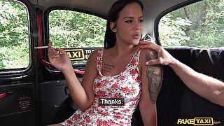 Natural tits Jennifer Mendez moans while a taxi driver fucks her