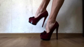 Foot fetishist's delight - perfect feet on stiletto heels