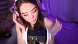 Asmr ear lickeating