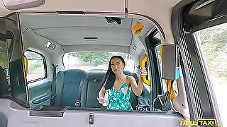 Incredible Hussy Porn Spicy Clip