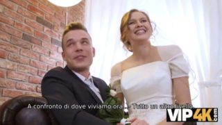 Vip4k. un uomo ricco paga bene per scopare una giovane ragazza calda il giorno del suo matrimonio