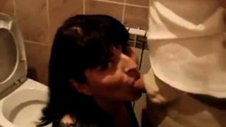 Girl swallow cum in the restaurant toilet.