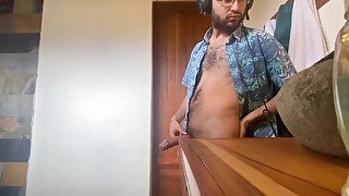 Watching and masturbating in Airbnb