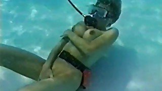 Underwater Sextacy - Tracy