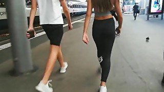 Candid Ass in leggings