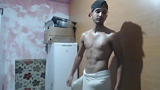 solo handjob moreno safado na web cam