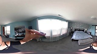 JOHN THE TINY CARPET STAIN - VR 360