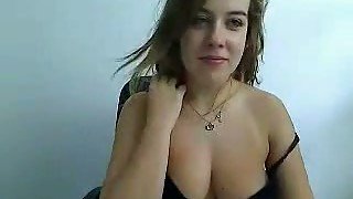 Mouth-watering teen gal shows me her juicy jugs on webcam