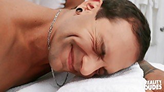 Eddie Danger & Alec Alvarez in Massage Fuck - MenNetwork