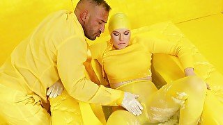 Naughty fucking in the yellow room with horny blonde Mimi Cica