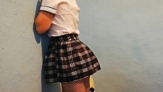 Dirty guy after work fucked a schoolgirl