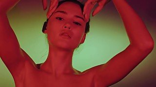 Sonya Blaze shows her cleavage and hot oily boobies