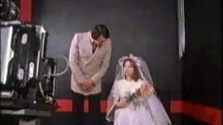 Wedding threesome loop