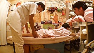 168sds-033 Acupuncture And Moxibustion Clinic Sudo Peep