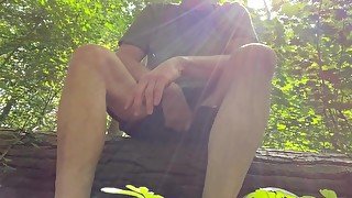 I jerked off in a public forest in the woods, almost caught!