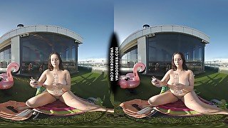 Vanessa Klein Jilling With Some Big Dildos For Deep Penetration Rooftop Bubble Sunbathing