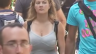 Realy busty girl on the streat