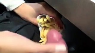 Small french fries with mayonnaise