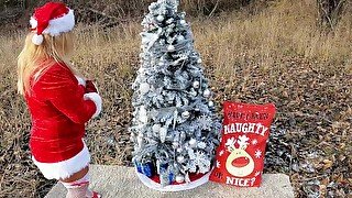 Hiker Caught on Horny Mrs. Claus while she MASTURBATES outdoors! He gets a HOLIDAY SURPRISE!