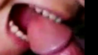 She sucks her man till he cum in her mouth - Homemade