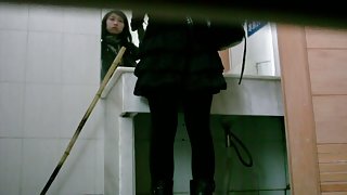 Asian teeny whore goes to the public bathroom to take a piss