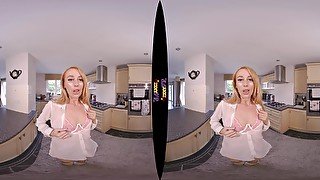 Naughty Housewife featuring Lizzie - ZexyVR