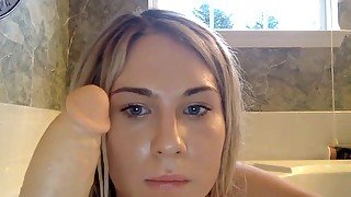 Unbelievably Beautiful 18-Years-Old Tranny Show - young babe