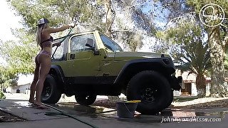 Car wash hottie