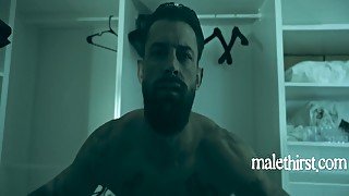 Roman Todd And Alpha Wolfe - Rich Hunk Has A Hobo Fetish 6 Min