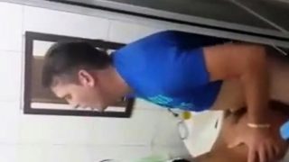 Couple caught fucking in the Toilette