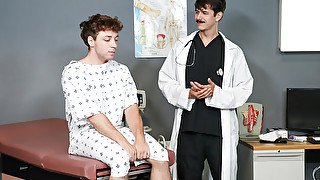 Doctor fucks patient in bareback gay perversions
